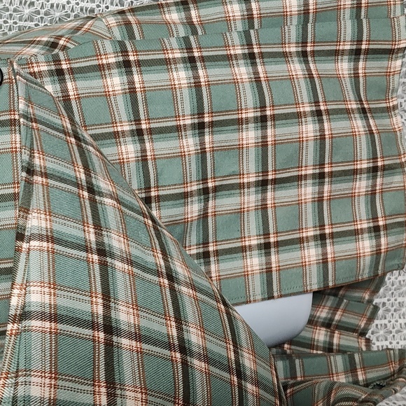 Jolt A-Line Plaid Skirt in Green and Brown - Picture 4 of 13